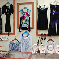 ladies clothes consignment shops near me